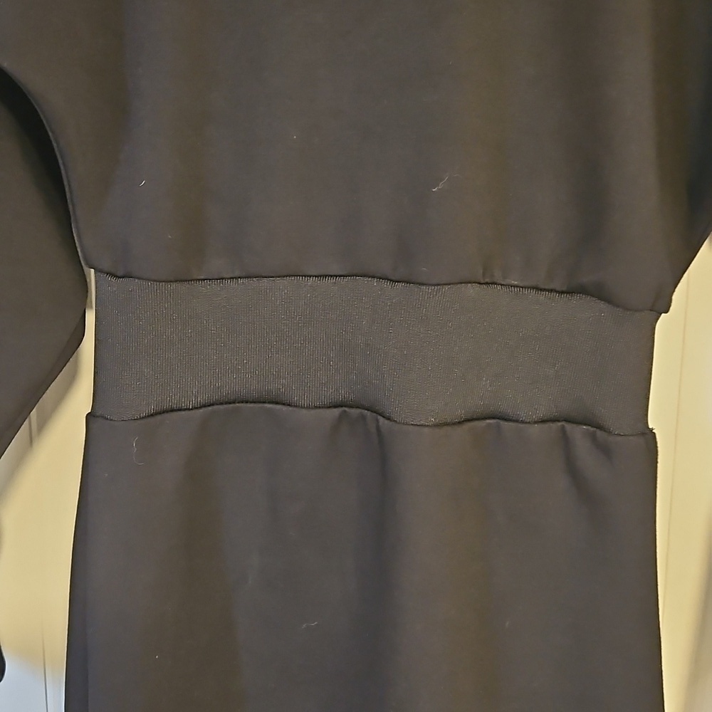 Maniere De Voir Designer Black Sweater Dress Stretchy Waist Size 4 Small NWT - Picture 4 of 5